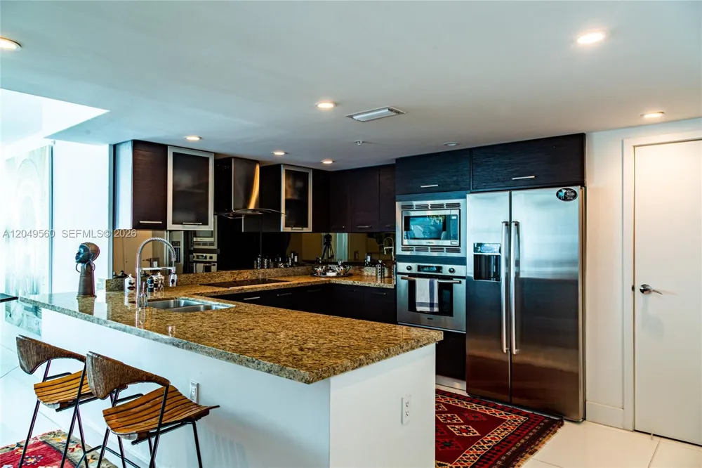 9400 W Bay Harbor Dr #501 Bay Harbor Islands, FL 33154