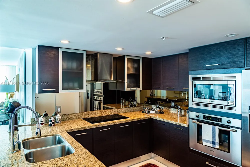 9400 W Bay Harbor Dr #501 Bay Harbor Islands, FL 33154