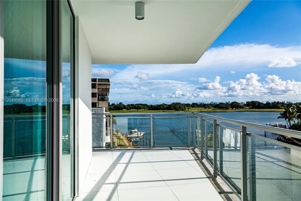 9400 W Bay Harbor Dr #501 Bay Harbor Islands, FL 33154