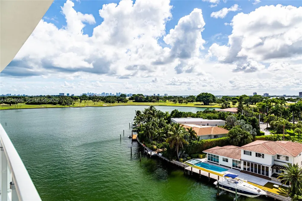9400 W Bay Harbor Dr #501 Bay Harbor Islands, FL 33154