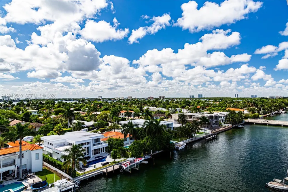 9400 W Bay Harbor Dr #501 Bay Harbor Islands, FL 33154