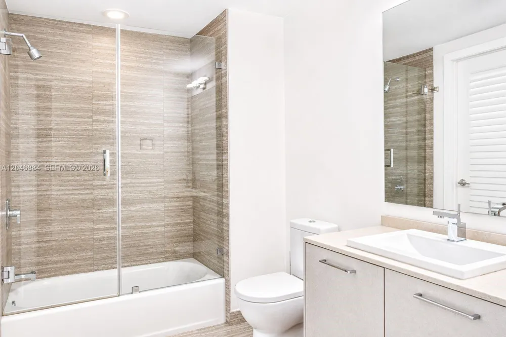 1010 Brickell Ave #2402 Miami, FL 33131