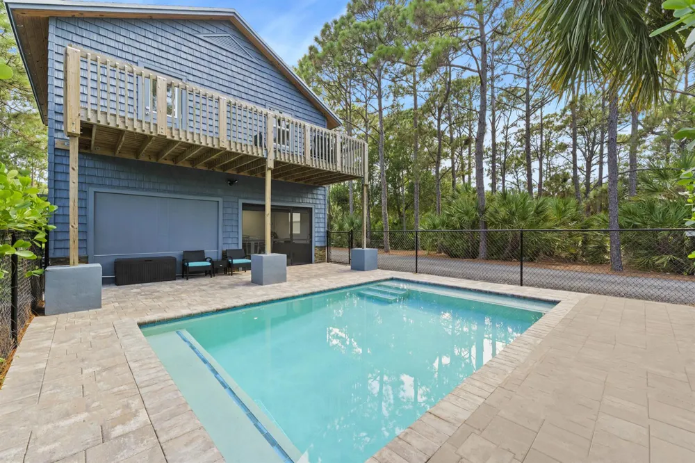 7592 159th Court Palm Beach Gardens, FL 33418