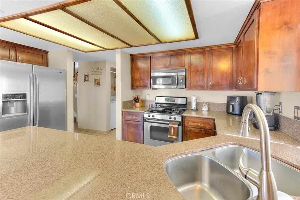 24379 Dyna Place Moreno Valley, CA 92551