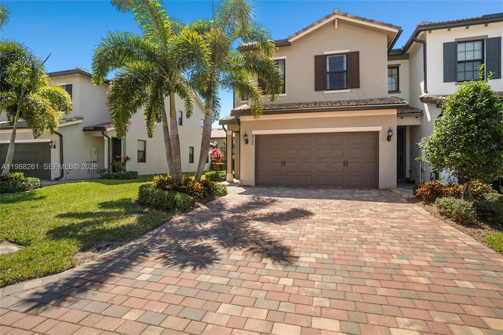 8240 Tailshot Ct Lake Worth, FL 33467