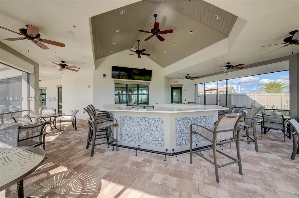 8240 Tailshot Ct Lake Worth, FL 33467