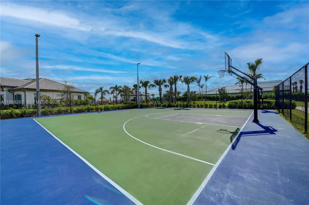 8240 Tailshot Ct Lake Worth, FL 33467