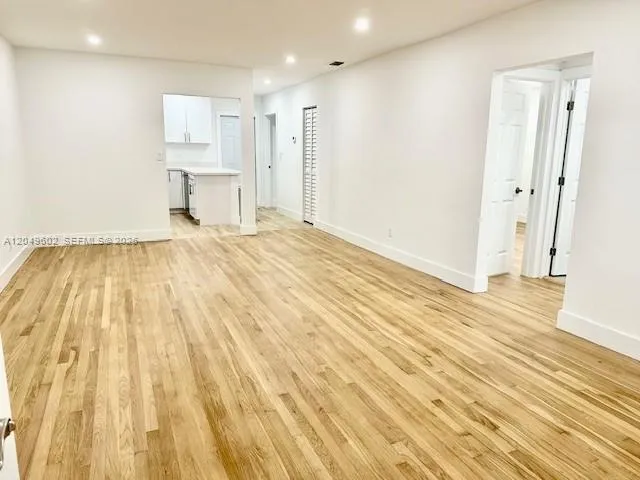 3801 Ponce De Leon Blvd #3803 Coral Gables, FL 33134