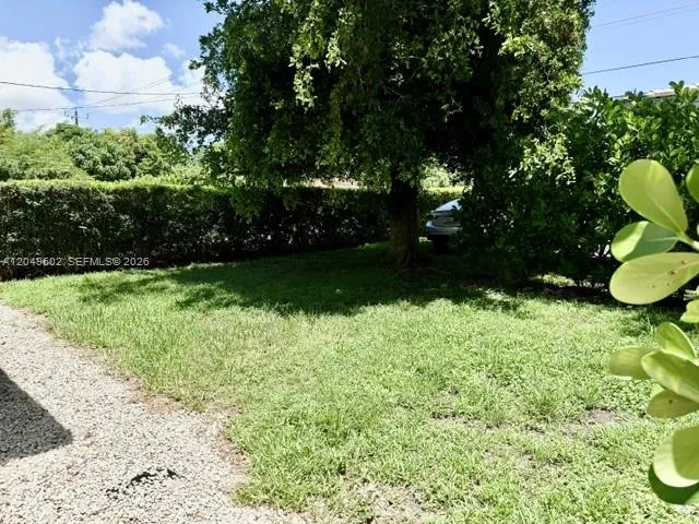 3801 Ponce De Leon Blvd #3803 Coral Gables, FL 33134