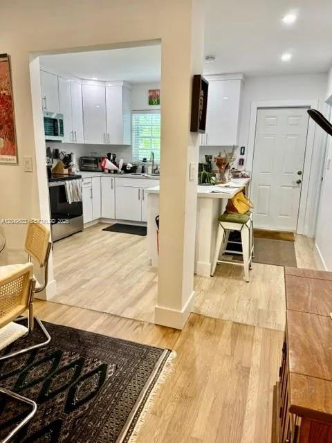 3801 Ponce De Leon Blvd #3803 Coral Gables, FL 33134