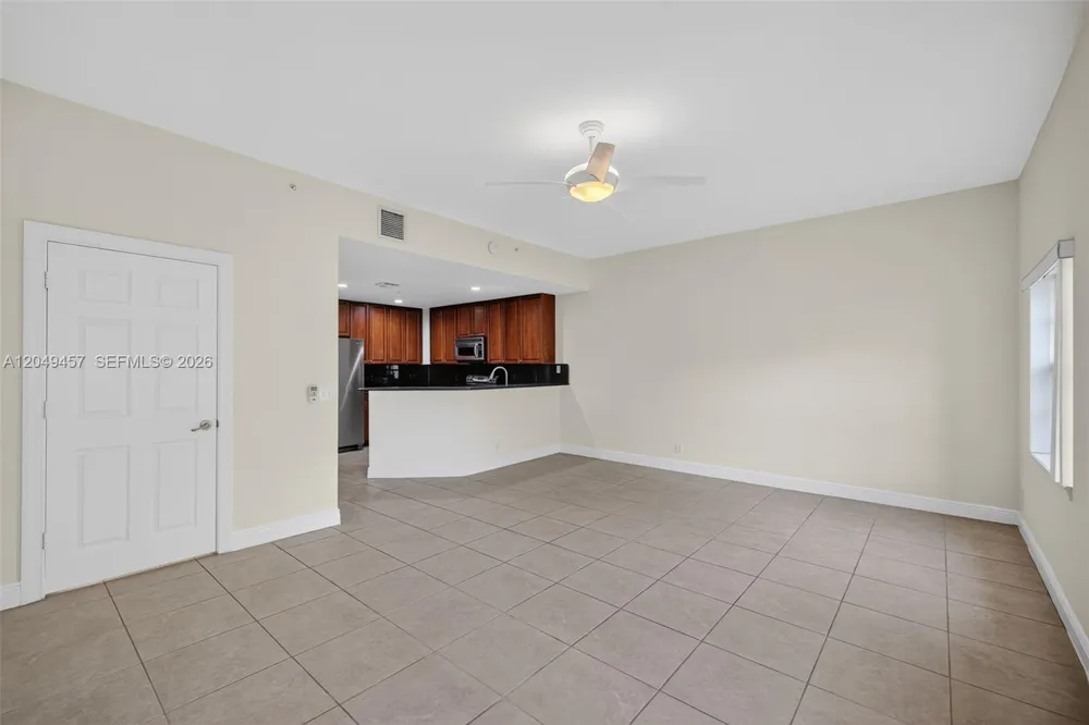 704 SW 1st Ave Pompano Beach, FL 33060