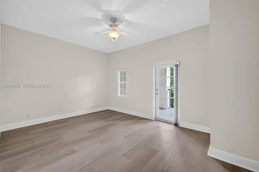 704 SW 1st Ave Pompano Beach, FL 33060