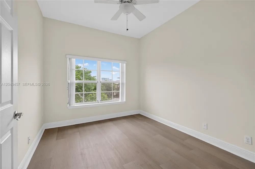 704 SW 1st Ave Pompano Beach, FL 33060