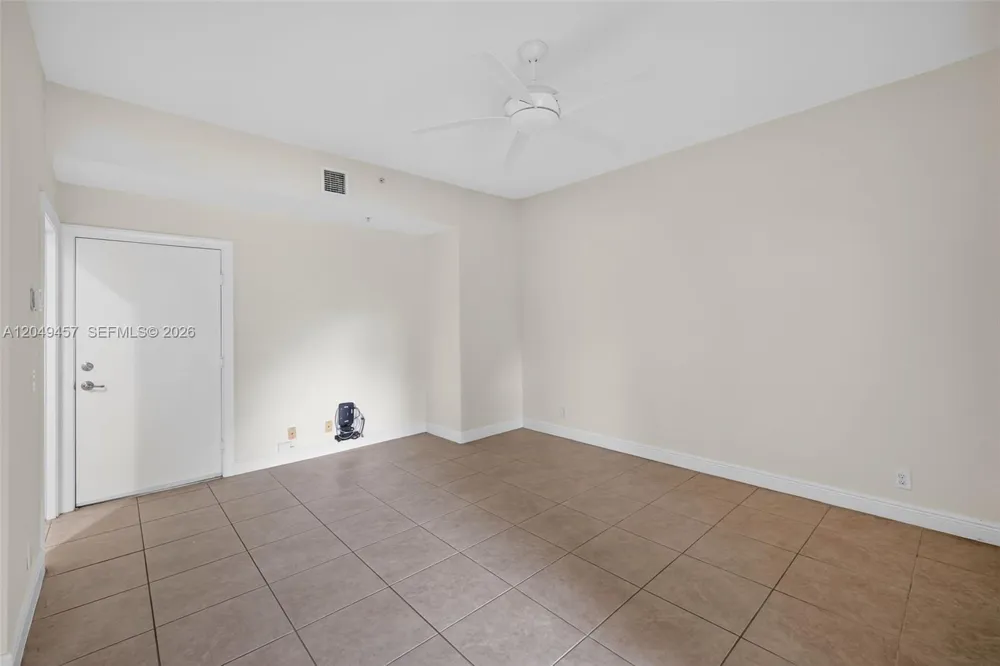 704 SW 1st Ave Pompano Beach, FL 33060