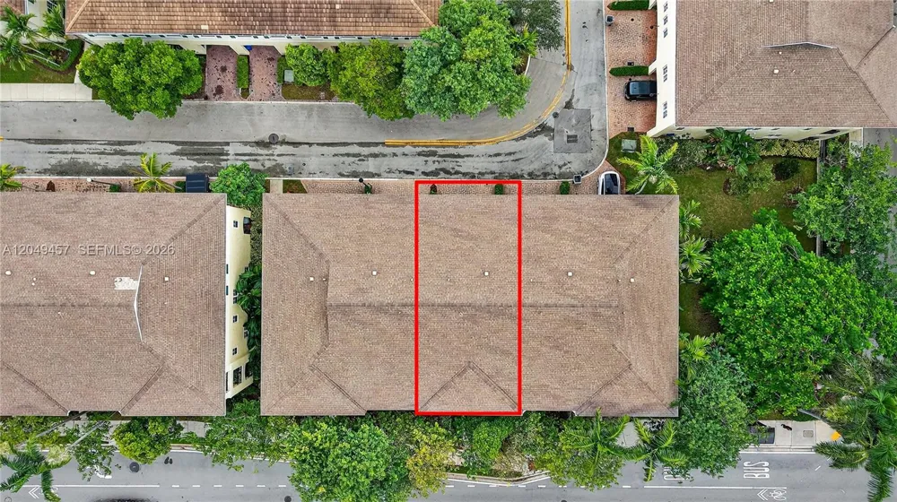 704 SW 1st Ave Pompano Beach, FL 33060