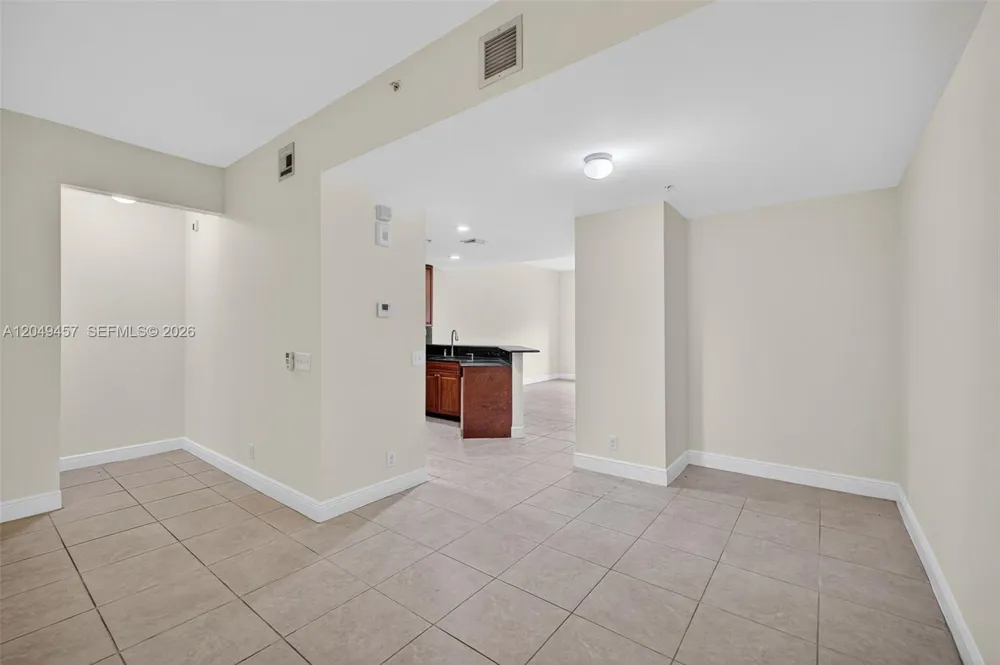 704 SW 1st Ave Pompano Beach, FL 33060