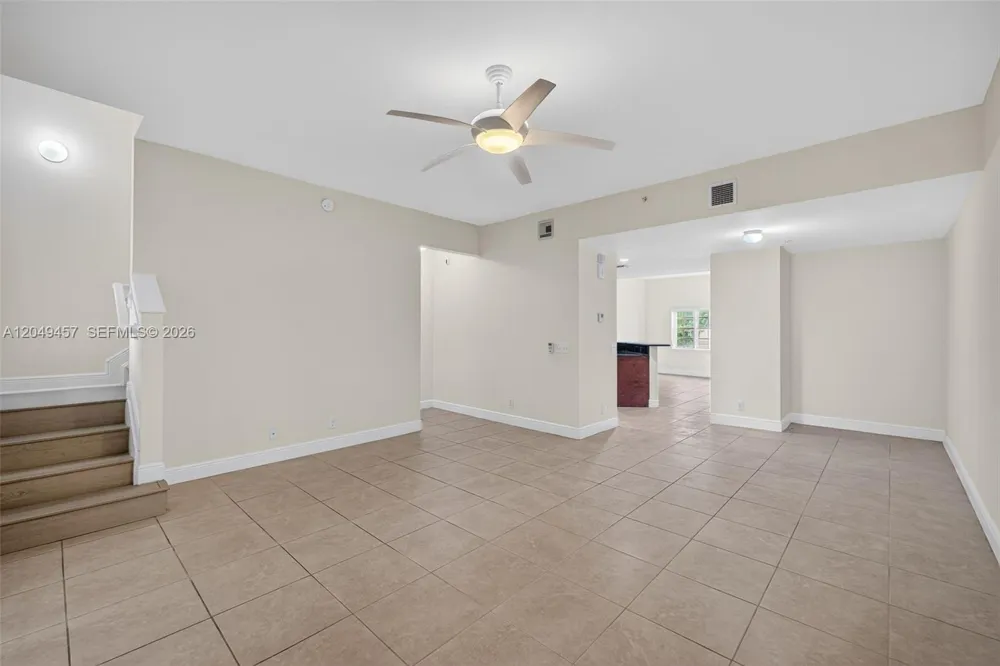 704 SW 1st Ave Pompano Beach, FL 33060