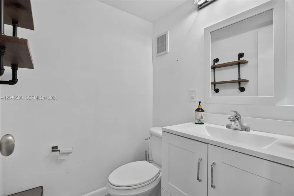 365 Fern Dr #7-2 Weston, FL 33326