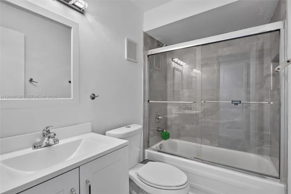 365 Fern Dr #7-2 Weston, FL 33326