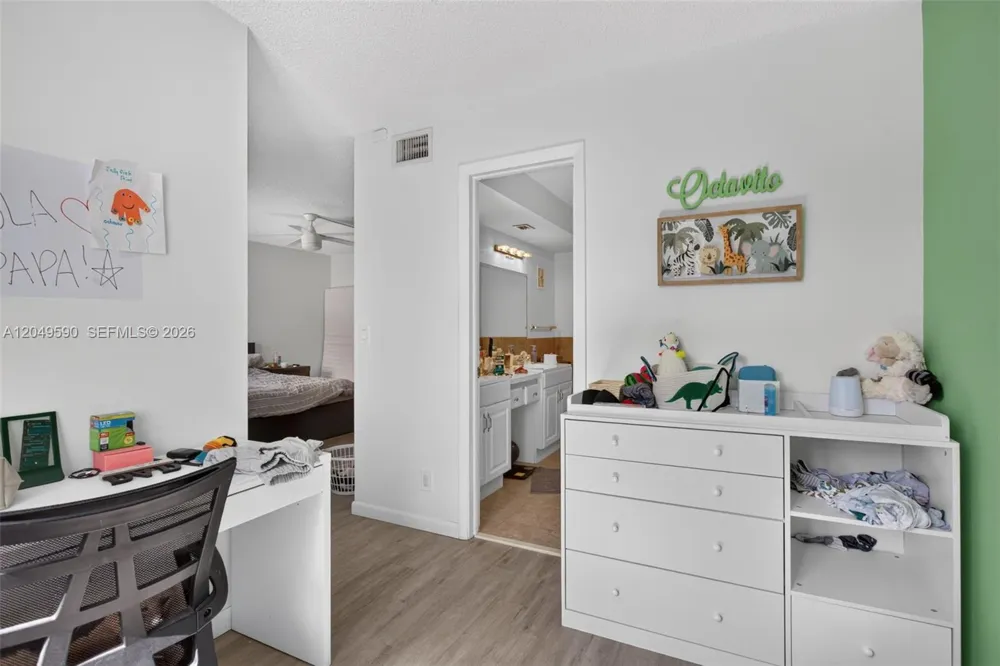 365 Fern Dr #7-2 Weston, FL 33326