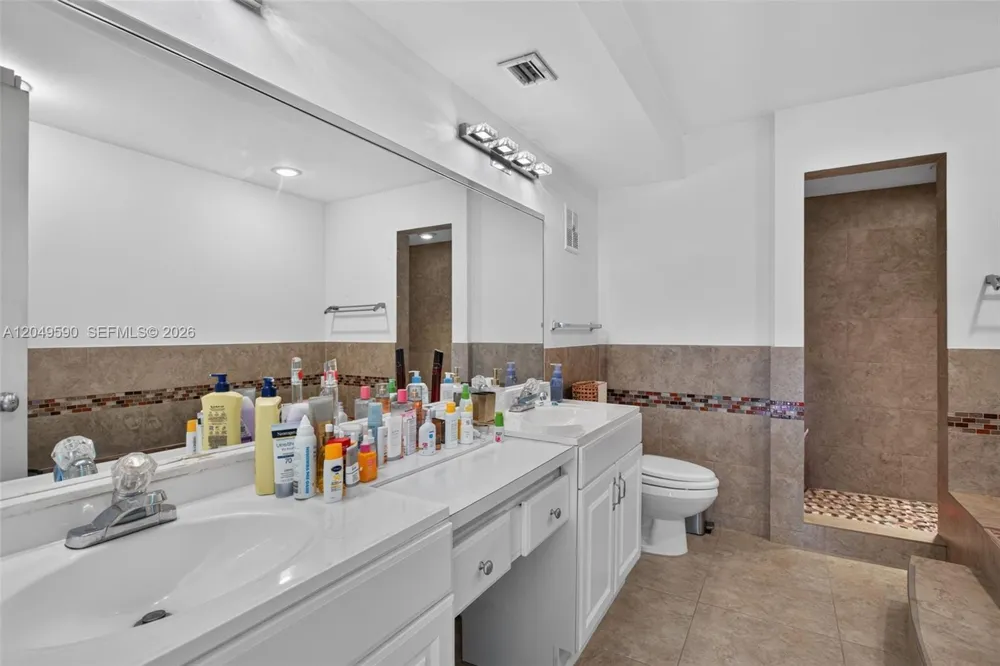 365 Fern Dr #7-2 Weston, FL 33326