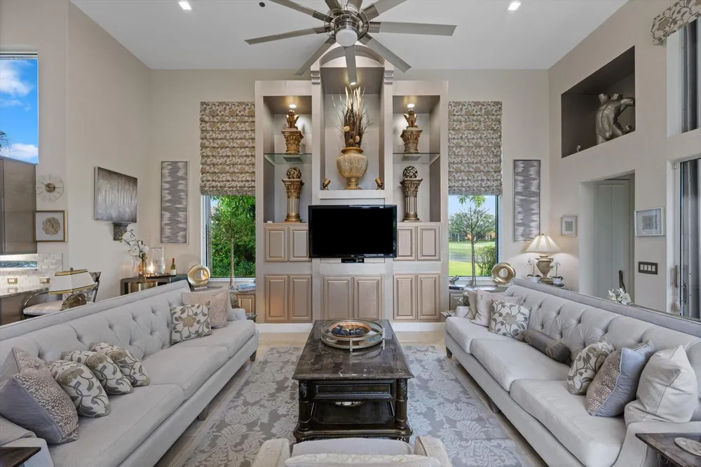 4352 James Estate Lane Lake Worth, FL 33449