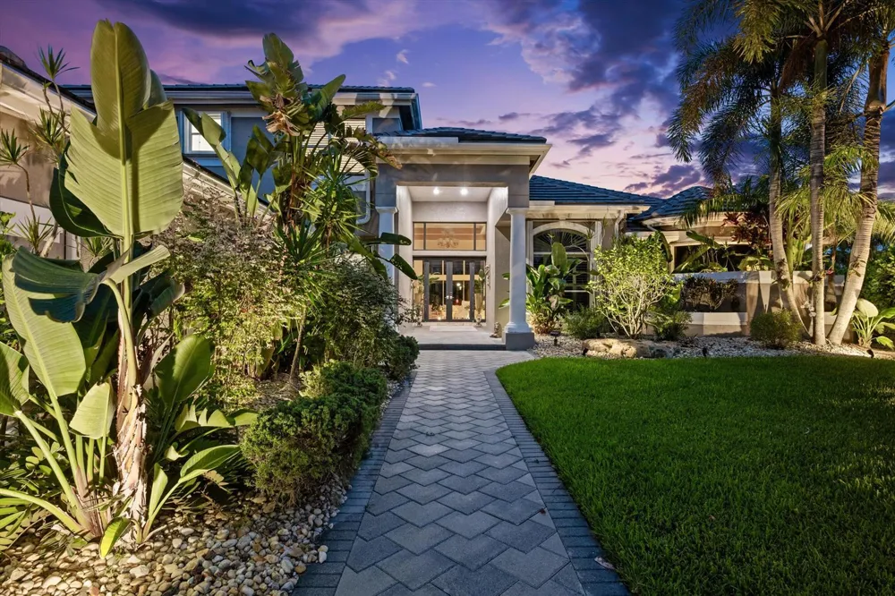 4352 James Estate Lane Lake Worth, FL 33449