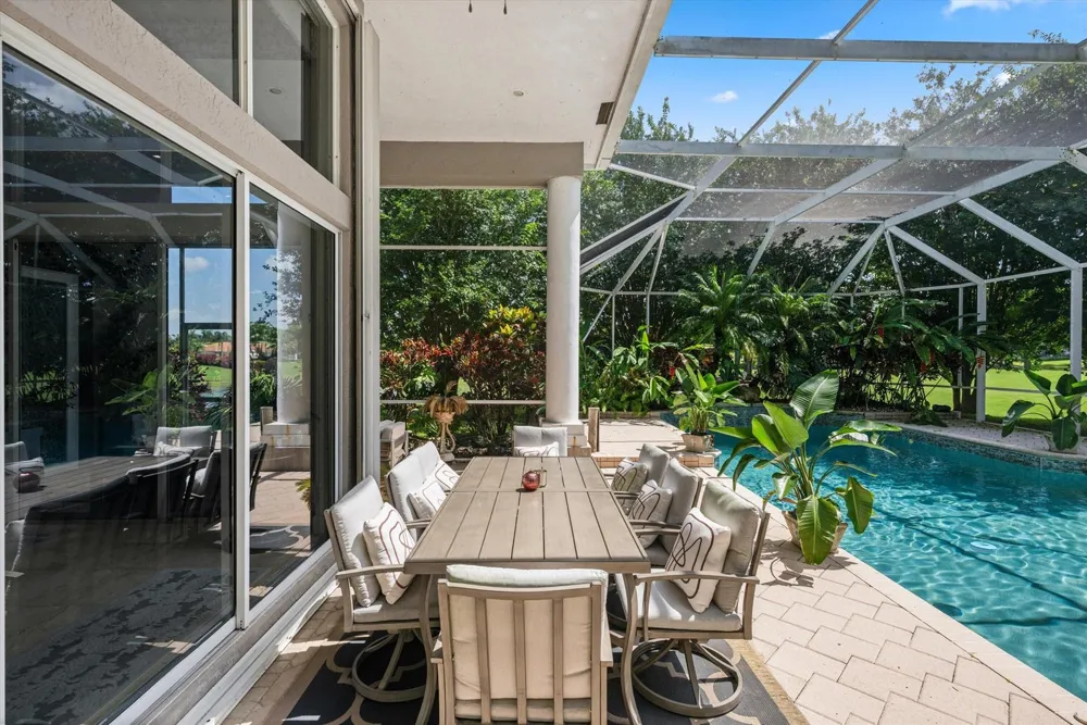 4352 James Estate Lane Lake Worth, FL 33449