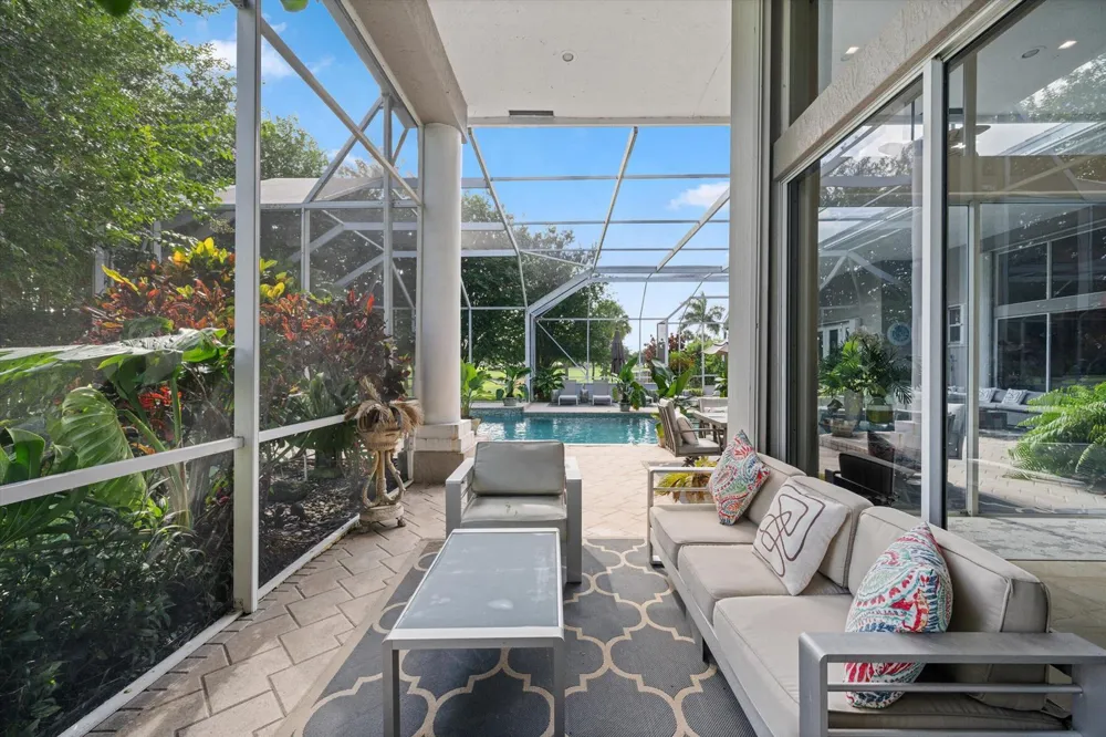 4352 James Estate Lane Lake Worth, FL 33449