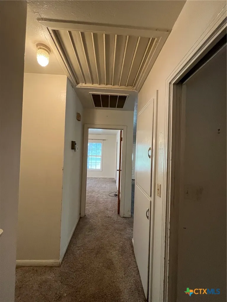 104 W Storey Street San Saba, TX 76877