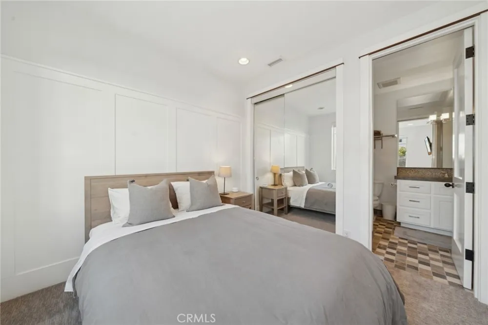 417 Poinsettia Avenue Corona del Mar, CA 92625