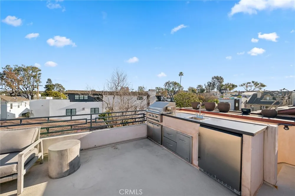 417 Poinsettia Avenue Corona del Mar, CA 92625