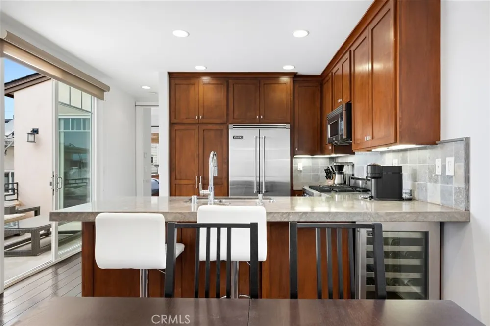 417 Poinsettia Avenue Corona del Mar, CA 92625
