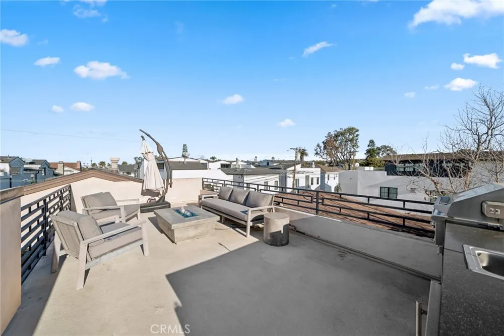 417 Poinsettia Avenue Corona del Mar, CA 92625