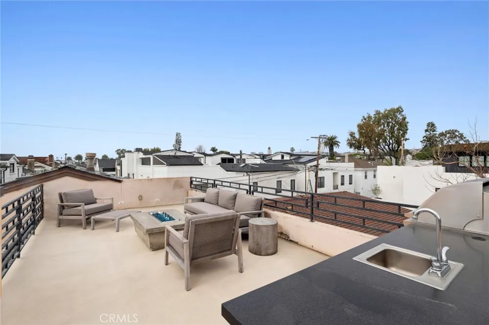 417 Poinsettia Avenue Corona del Mar, CA 92625
