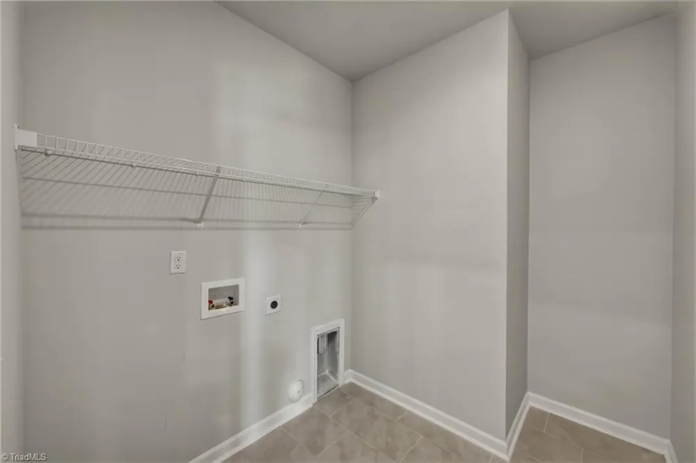 6443 Grogan Hill Road Whitsett, NC 27377