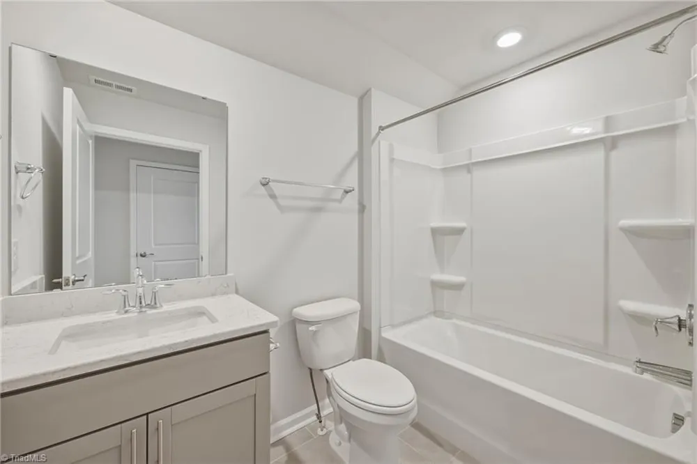 6443 Grogan Hill Road Whitsett, NC 27377