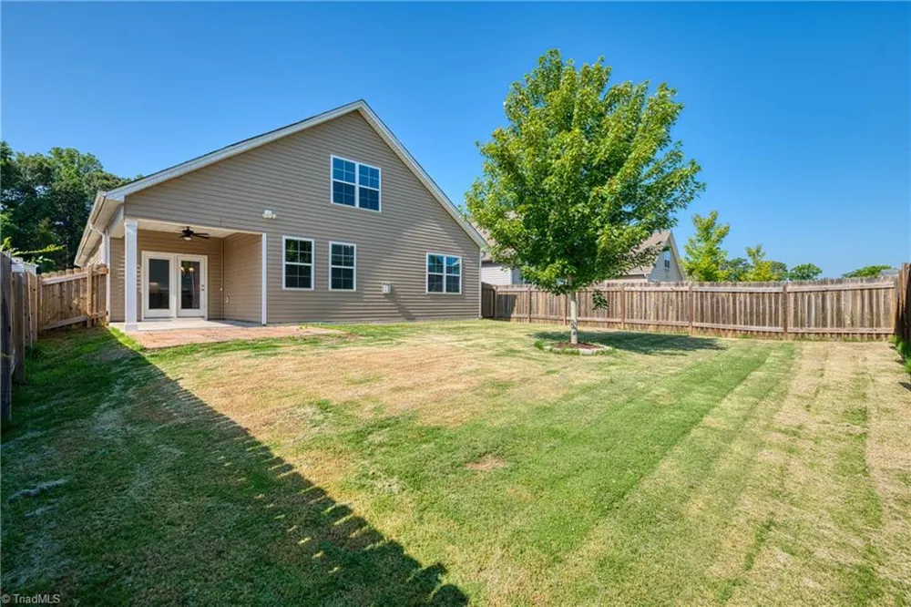6443 Grogan Hill Road Whitsett, NC 27377