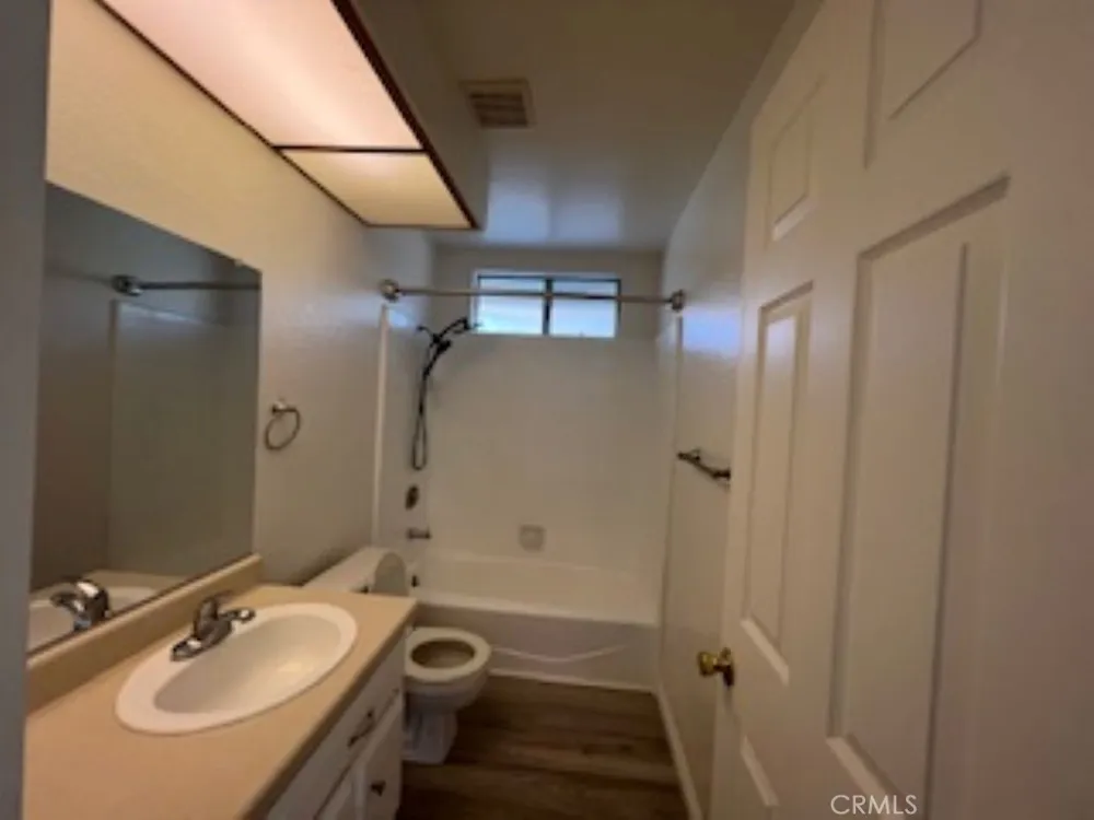 16641 California Bellflower, CA 90706