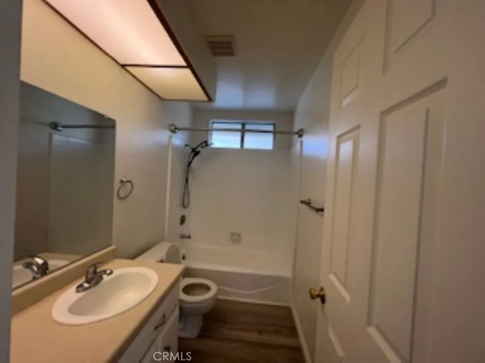 16641 California Bellflower, CA 90706