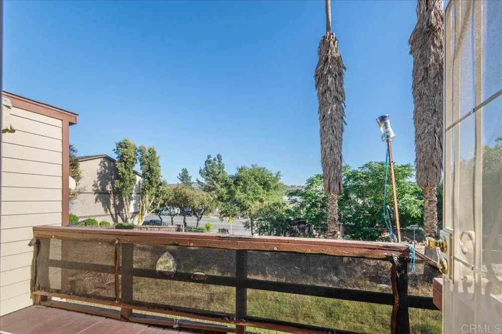 12830 Mapleview St Lakeside, CA 92040