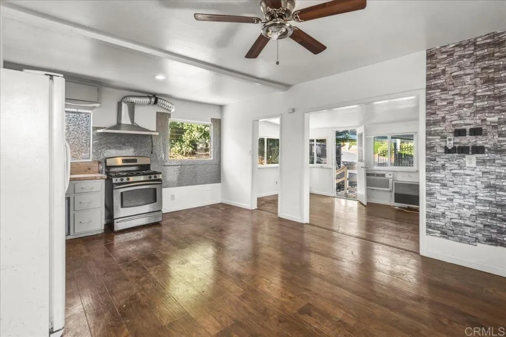 12830 Mapleview St Lakeside, CA 92040
