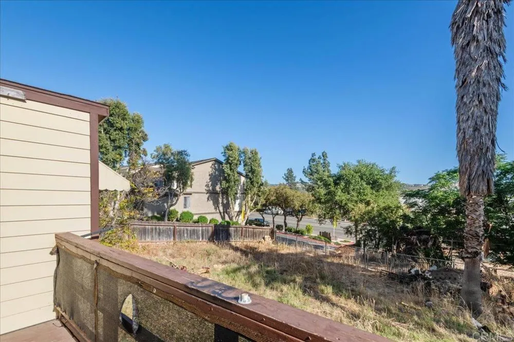 12830 Mapleview St Lakeside, CA 92040