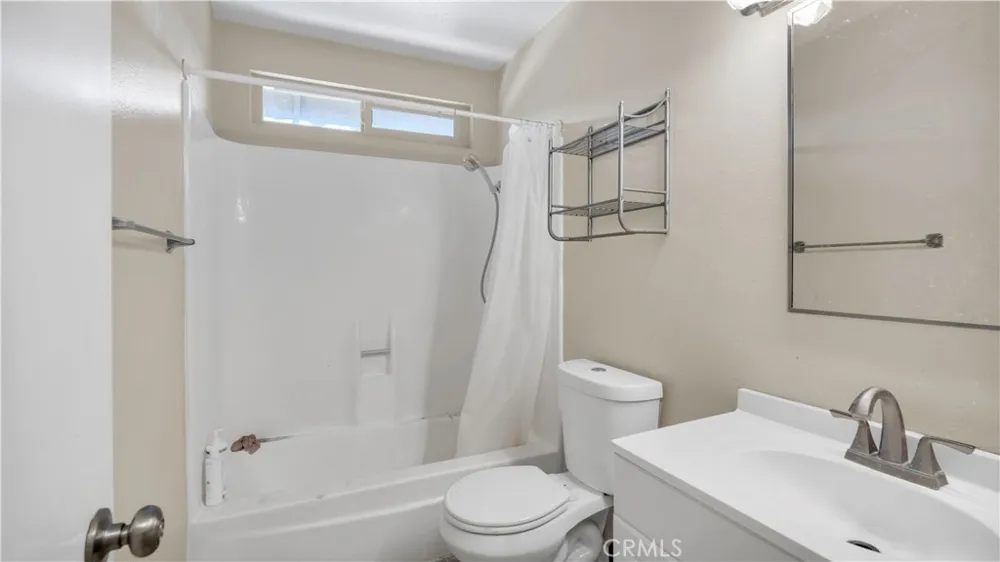 1414 Everton Riverside, CA 92507