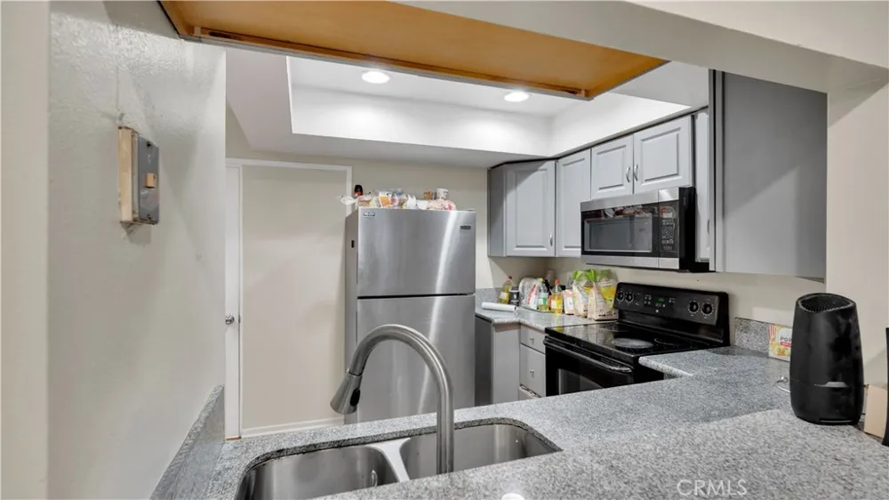 1414 Everton Riverside, CA 92507