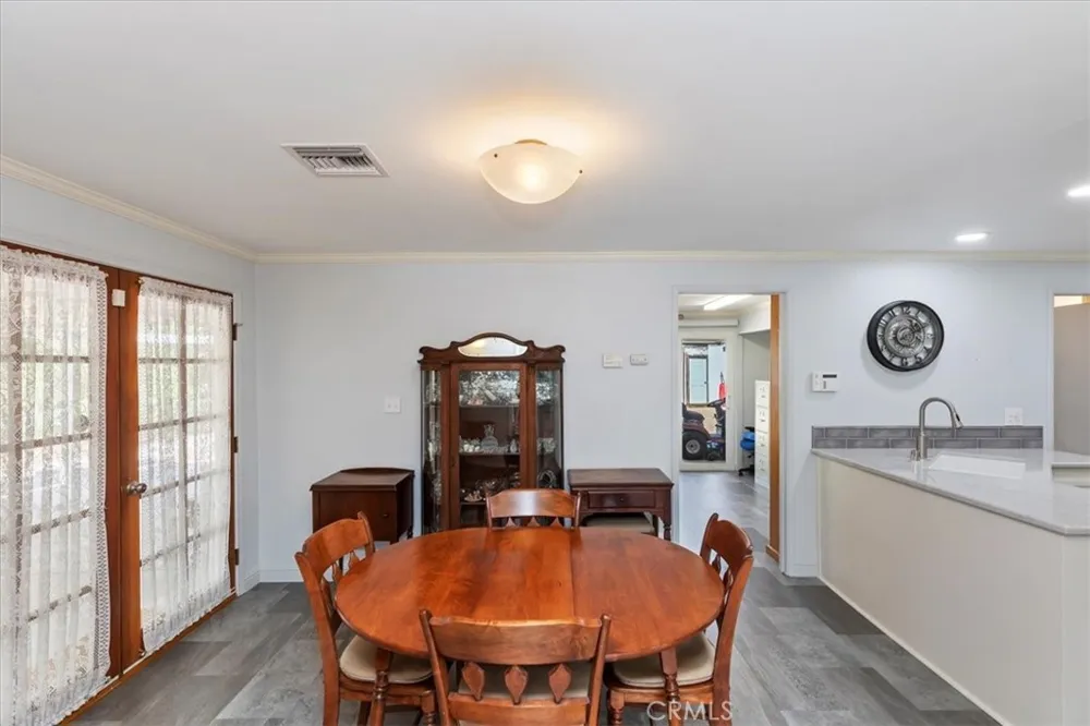 10555 Robinson Riverside, CA 92505