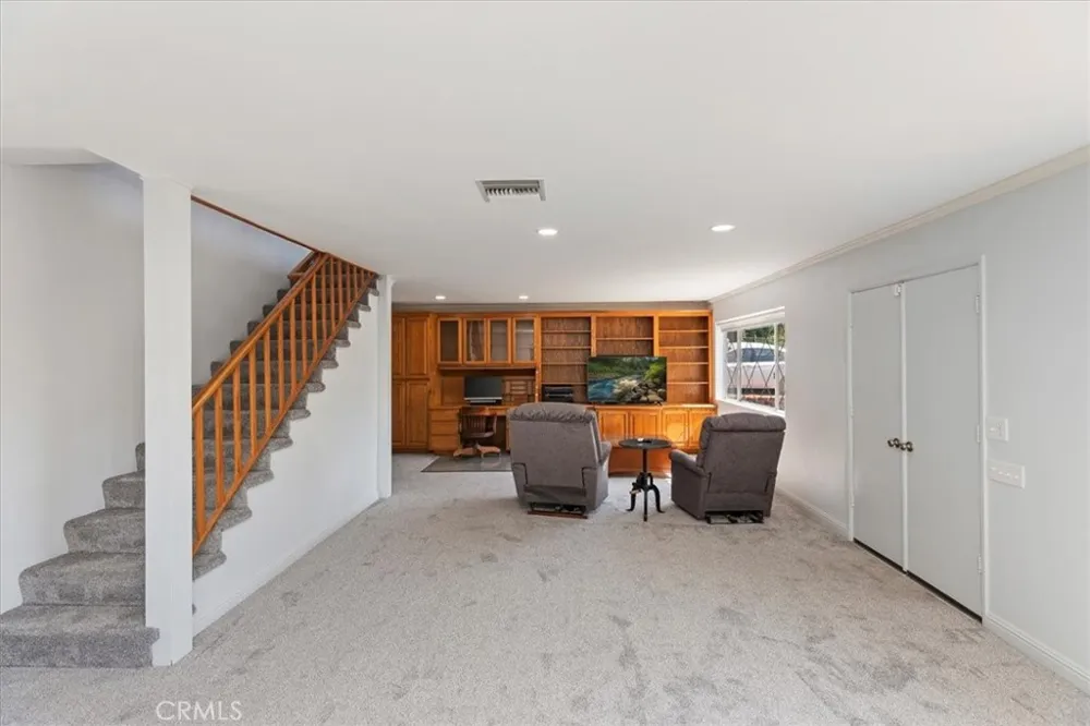 10555 Robinson Riverside, CA 92505