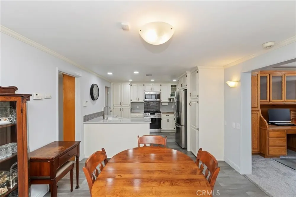 10555 Robinson Riverside, CA 92505