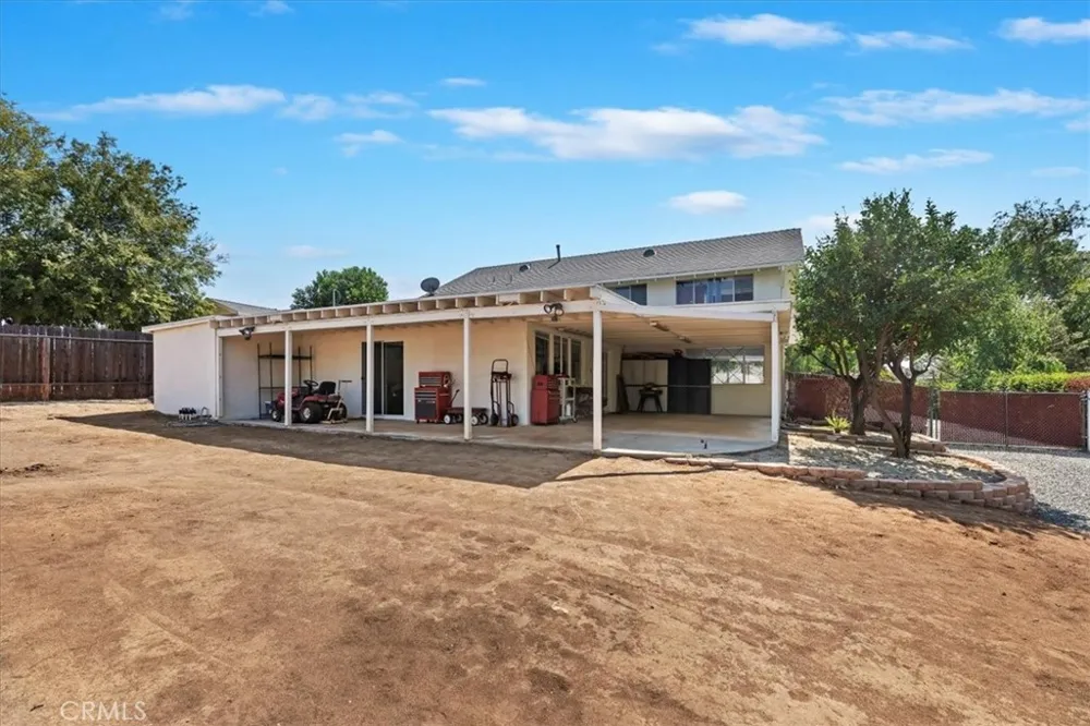 10555 Robinson Riverside, CA 92505