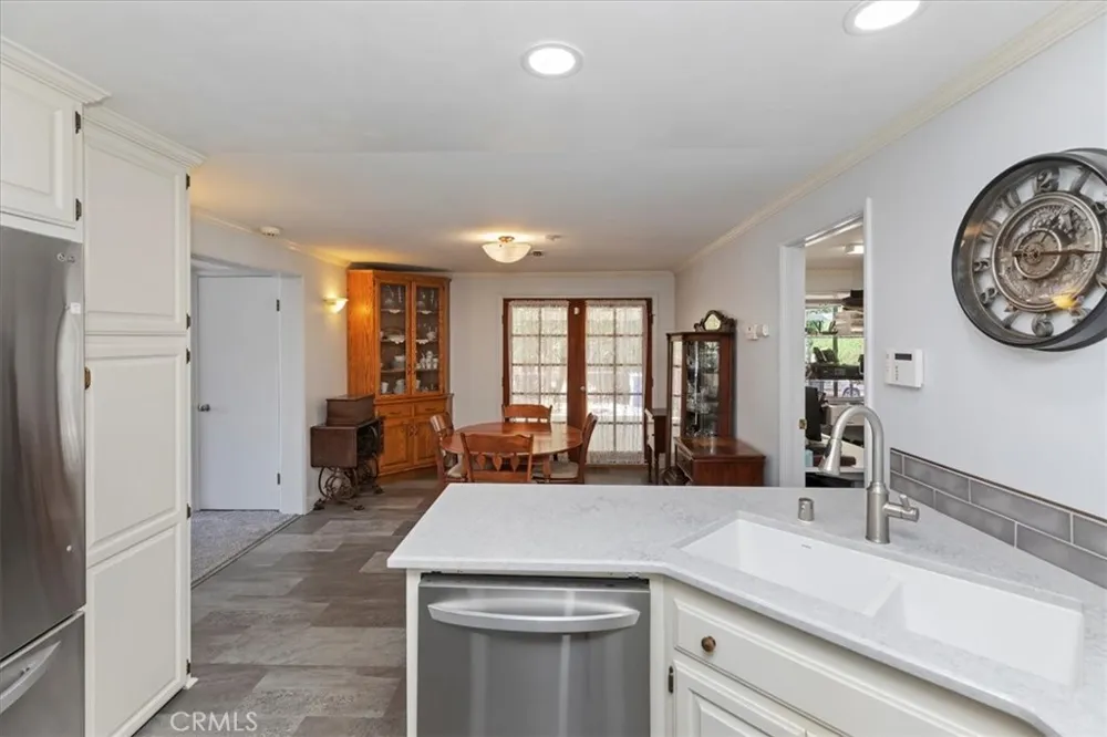 10555 Robinson Riverside, CA 92505